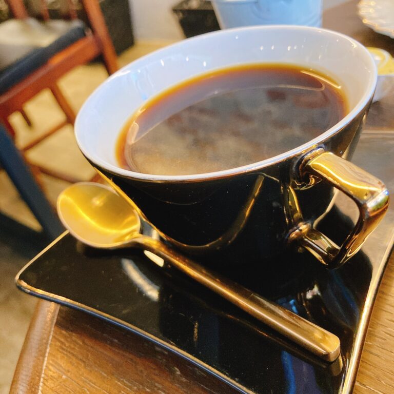 【オシャレ空間でコーヒーを】新宿・コーヒーラウンジレモンへ行ってきた